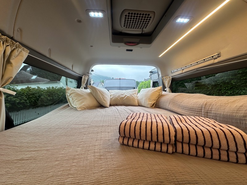 VW Crafter Camper Campervan - Bergen, Norge