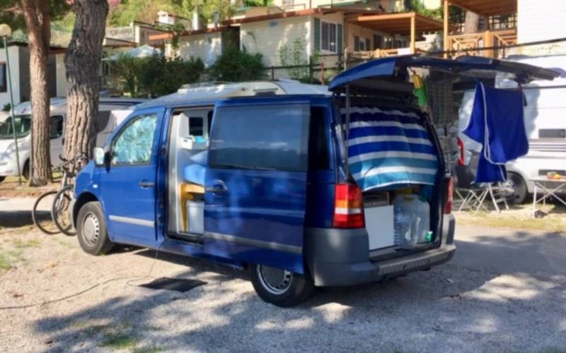 Mercedes Vito Campingbus - Zürich, Schweiz