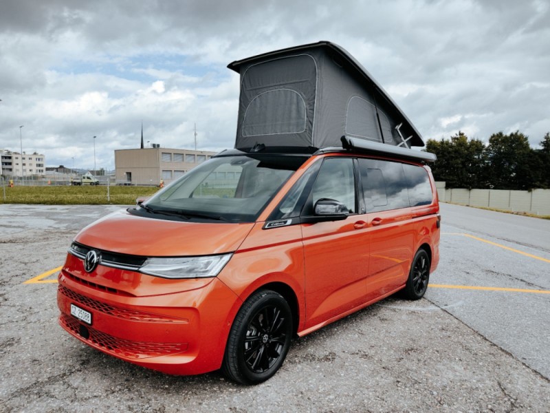 VW T7 New California Ocean PHEV Hybrid 4Motion Campingbus - Altendorf, Schweiz