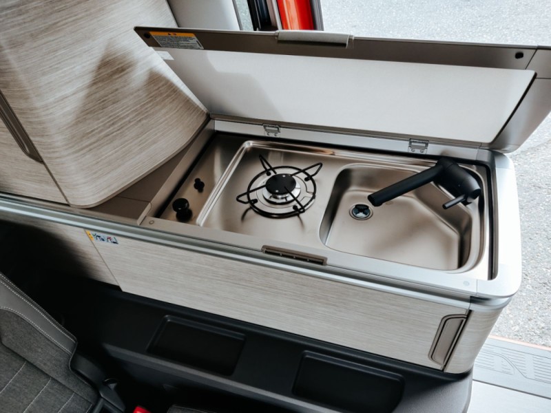VW T7 New California Ocean PHEV Hybrid 4Motion Campingbus - Altendorf, Schweiz