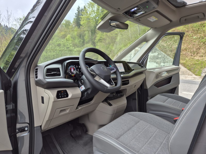 VW T7 New California Ocean Campingbus - Altendorf, Schweiz