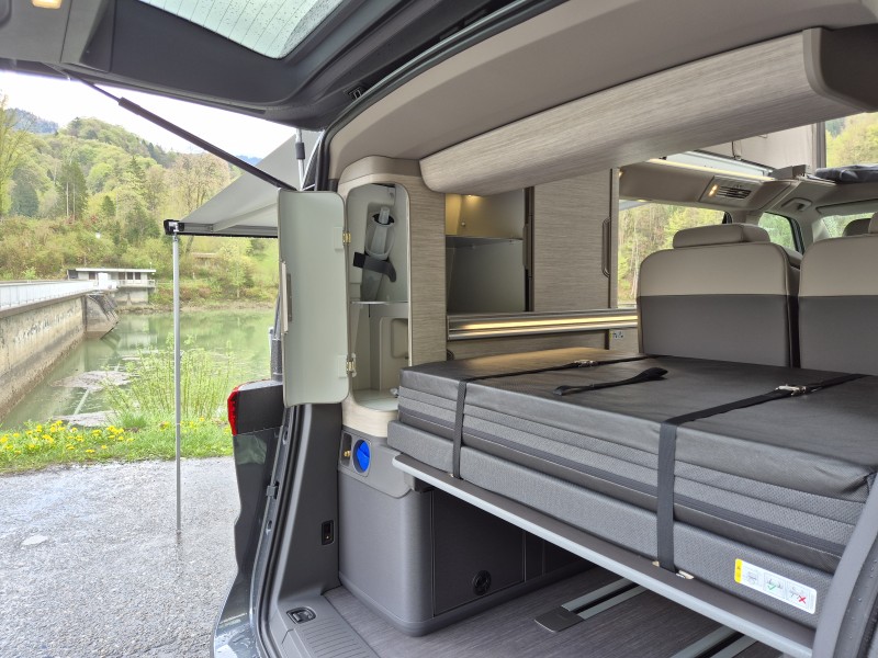 VW T7 New California Ocean Campingbus - Altendorf, Schweiz