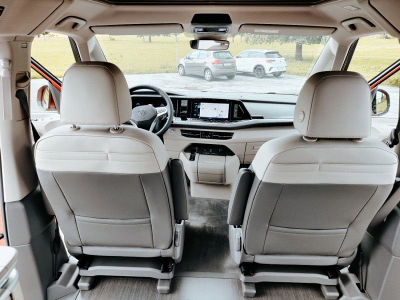 VW T7 New California Ocean PHEV Hybrid 4Motion Campingbus - Altendorf, Schweiz