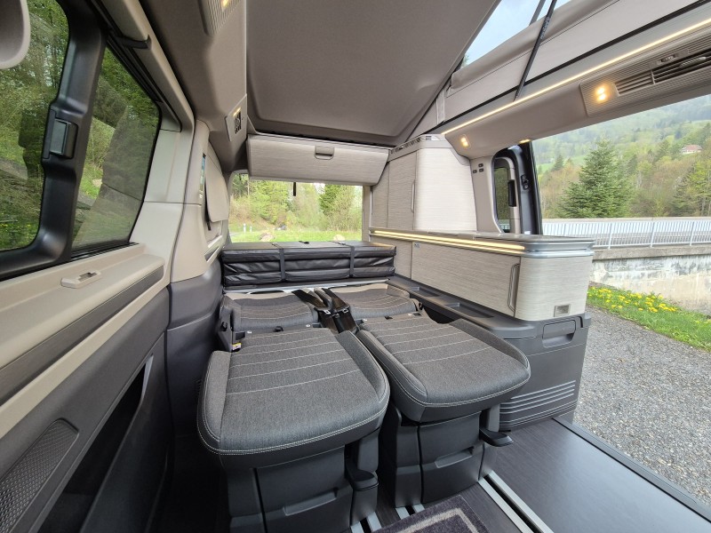 VW T7 New California Ocean Campingbus - Altendorf, Schweiz