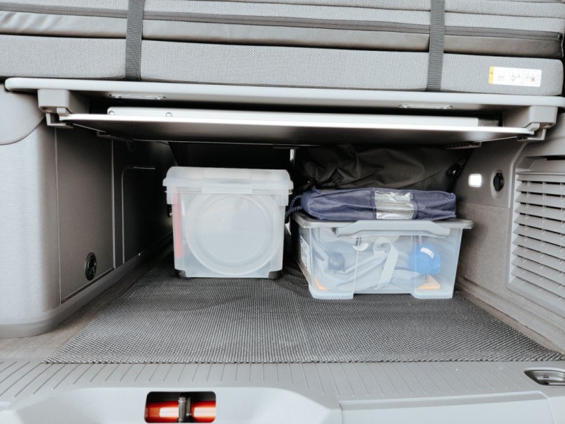 VW T7 New California Ocean PHEV Hybrid 4Motion Campingbus - Altendorf, Schweiz