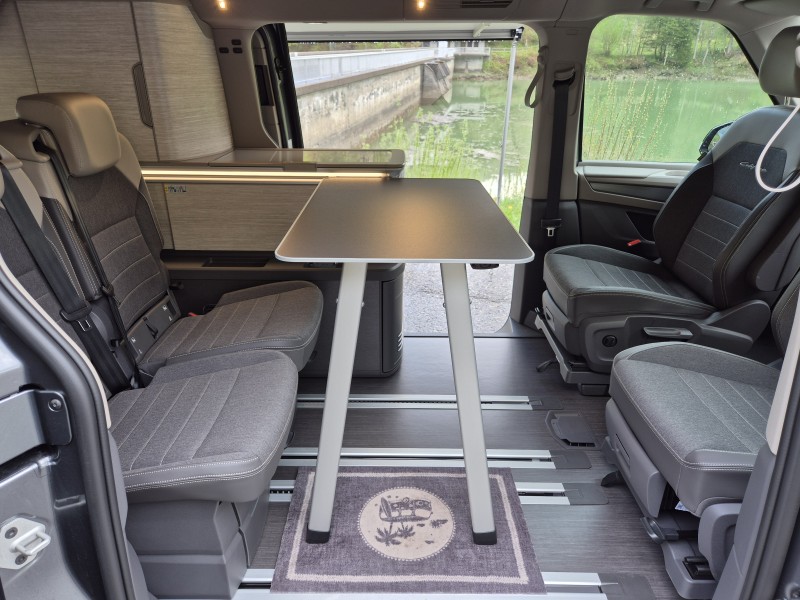 VW T7 New California Ocean Campingbus - Altendorf, Schweiz