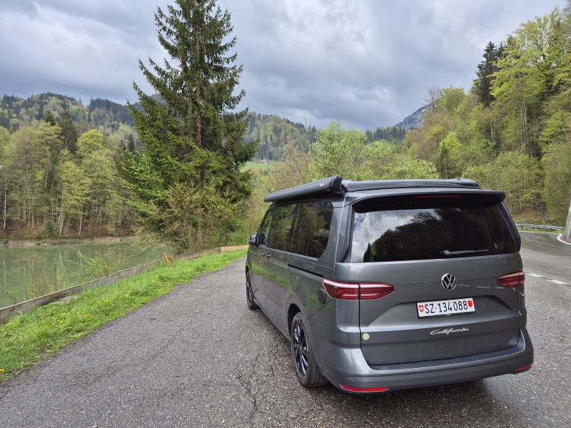 VW T7 New California Ocean Campingbus - Altendorf, Schweiz