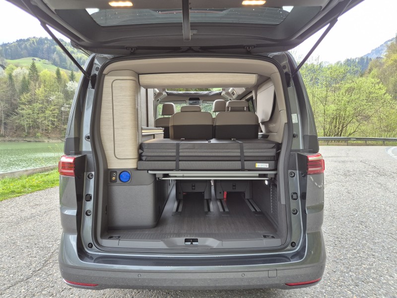 VW T7 New California Ocean Campingbus - Altendorf, Schweiz
