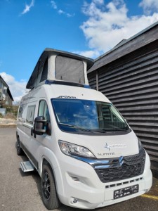 Pössl Summit 600 plus mit Aufstelldach Campervan - Biel, Switzerland