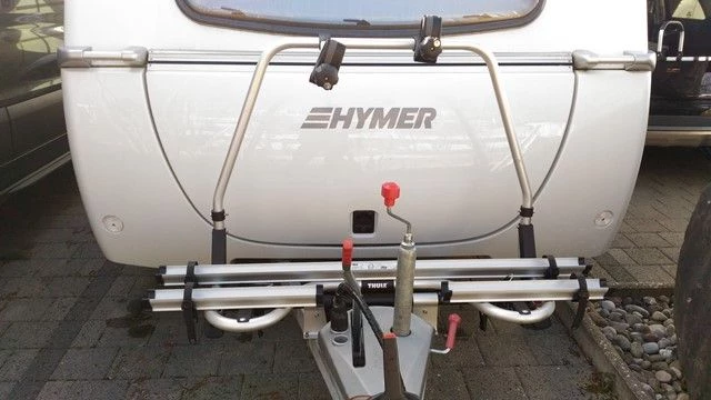 Eriba Hymer Eriba Feeling 425 mit Schlafdach Wohnwagen - Hunzenschwil, Schweiz