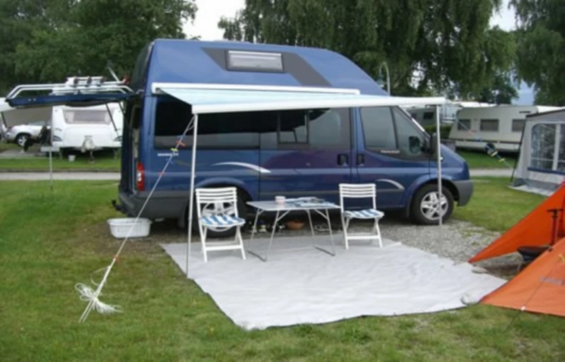 Ford Nugget 2010 Van - Schwerzenbach, Suisse