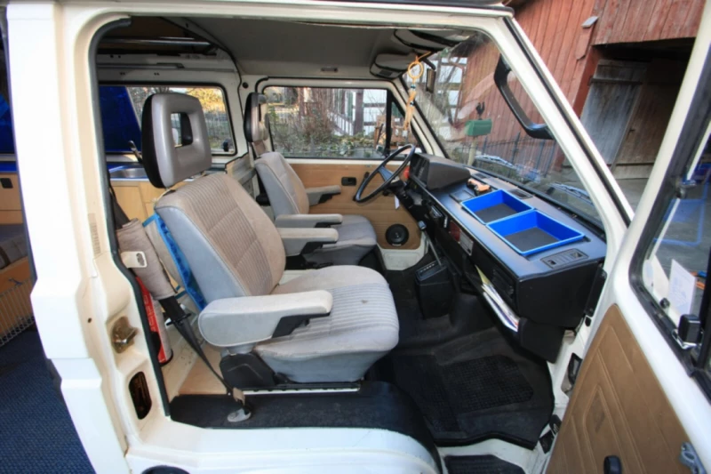 VW Bulli T3 (Typ 2) Campingbus - Marthalen, Schweiz