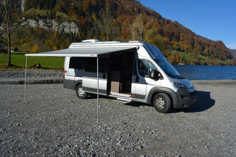 Pössl Kastenwagen Camping-car - Lungern, Suisse
