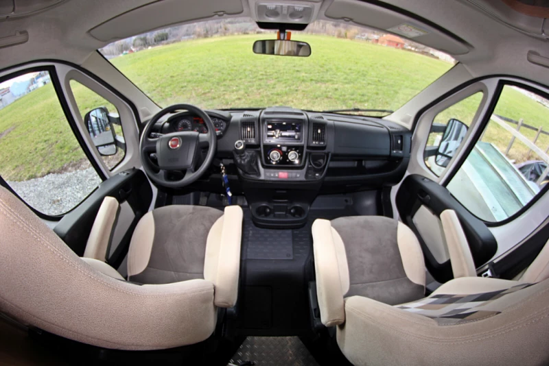 Sunlight Multijet 2.3 TDi Wohnmobil - Walenstadt, Schweiz
