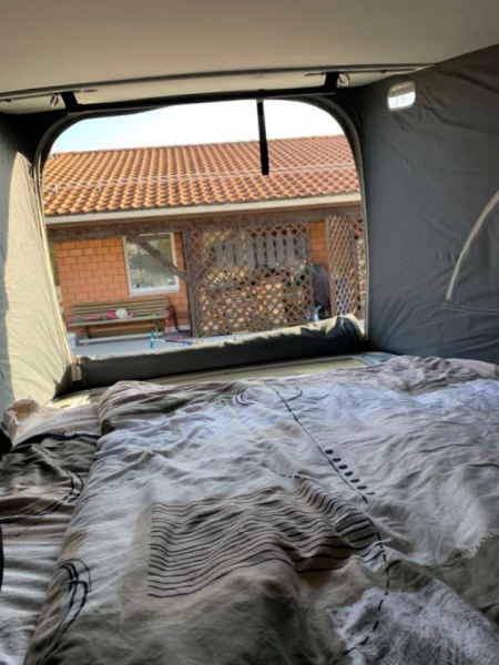 VW Beach Camper Edition Campingbus - Rechthalten, Schweiz