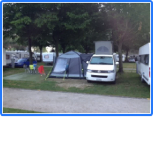 VW Beach Camper Edition Campingbus - Rechthalten, Schweiz