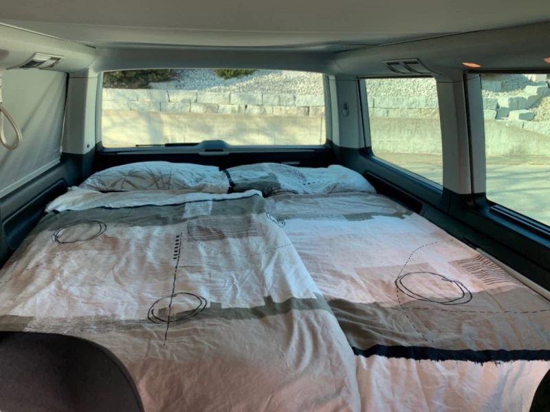VW Beach Camper Edition Campingbus - Rechthalten, Schweiz