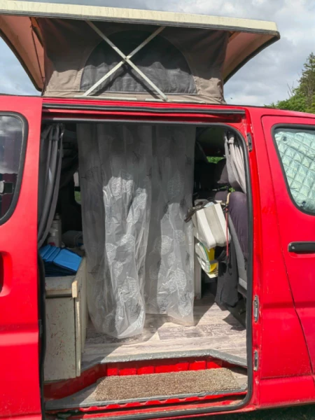 Toyota Hiace 4x4 Campingbus - Urswil, Schweiz