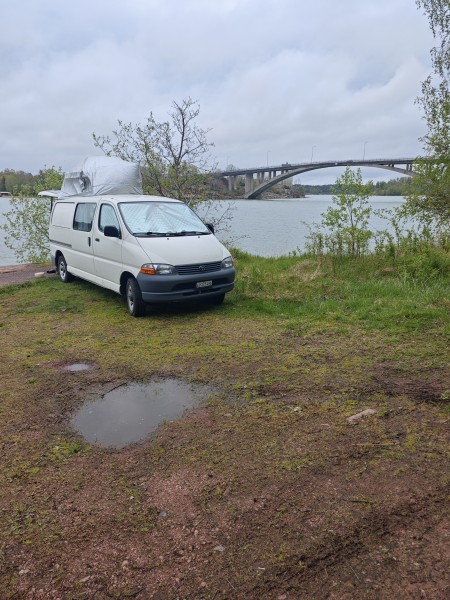 Toyota Hiace 4x4 Campingbus - Ebikon, Schweiz