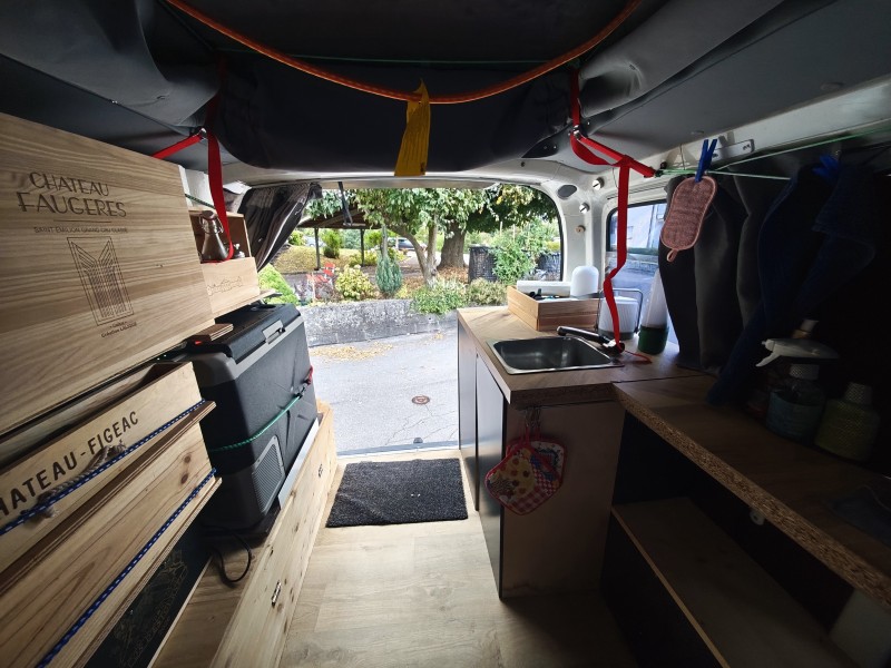 Toyota Hiace 4x4 Campingbus - Ebikon, Schweiz