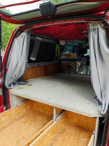 Toyota Hiace 4x4 Campingbus - Urswil, Schweiz