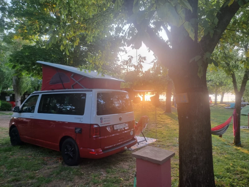 VW T6 California Coast Campingbus - Gränichen, Schweiz
