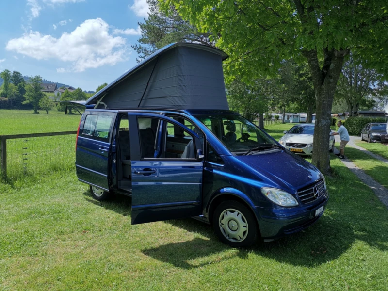 Mercedes Viano Marco Polo Campingbus - Altbüron, Schweiz