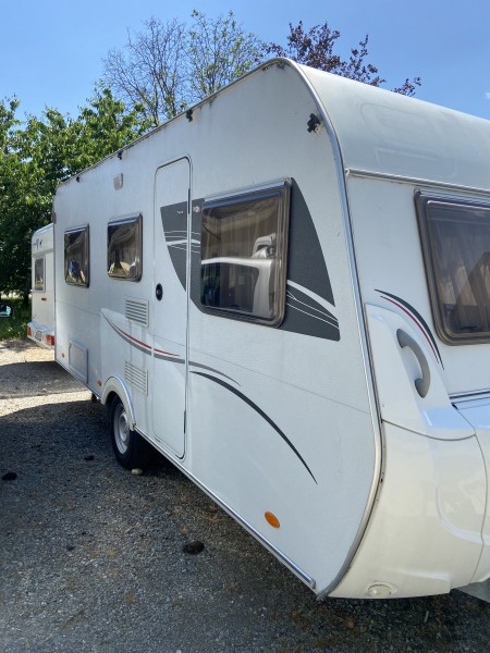 Capron Sunlight C46V Wohnwagen - Pfyn, Schweiz
