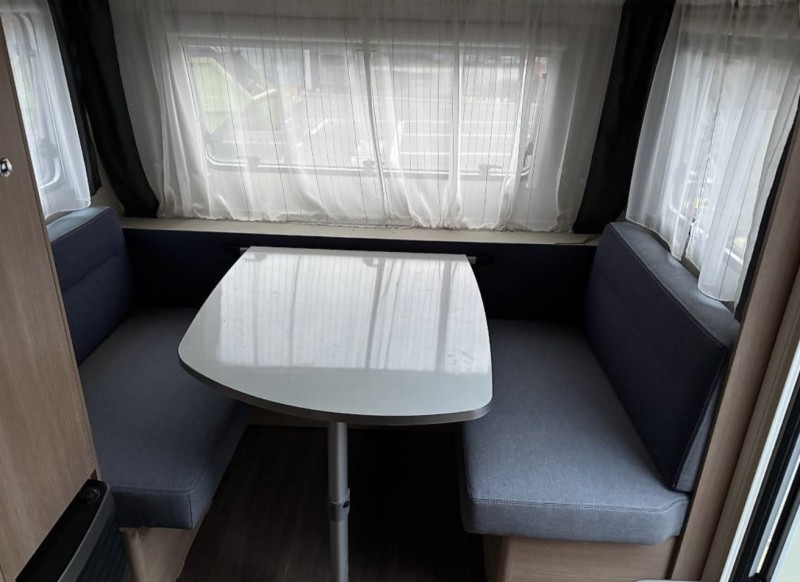 Capron Sunlight C46V Caravane - Pfyn, Suisse