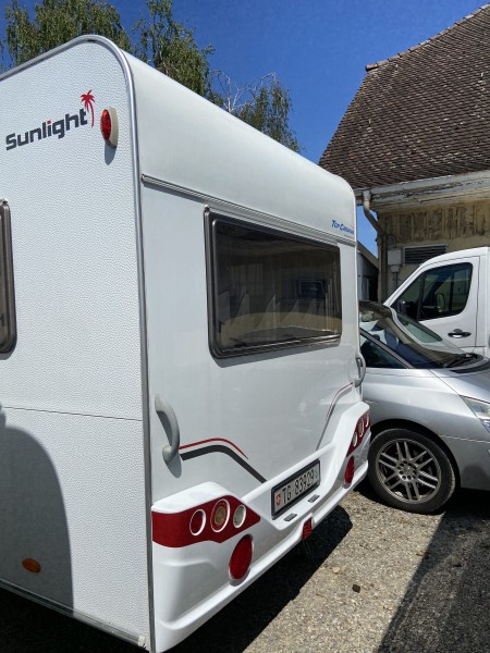 Capron Sunlight C46V Wohnwagen - Pfyn, Schweiz