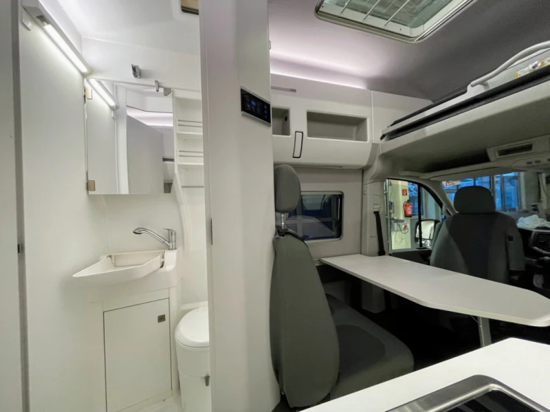 VW Grand California 600 Campingbus - Wil, Schweiz