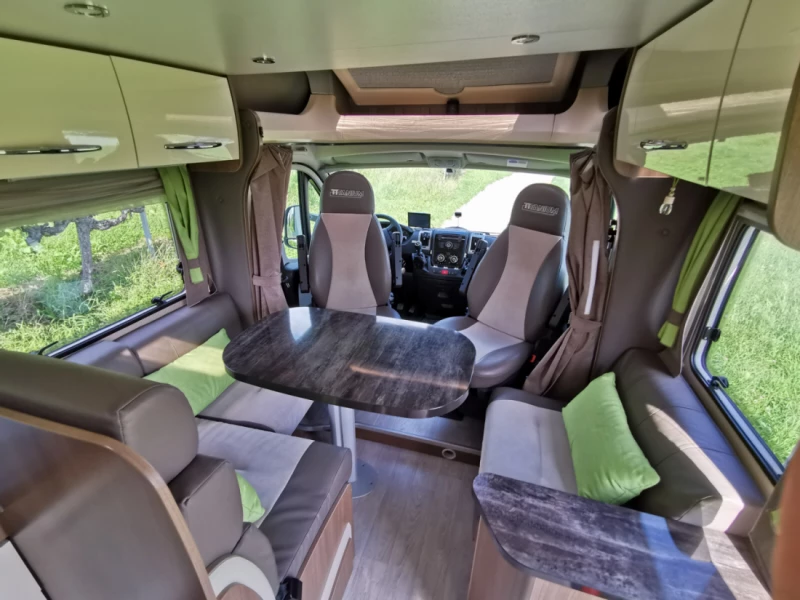 Chausson Chausson Titanium EB Wohnmobil - Bas-Vully, Schweiz