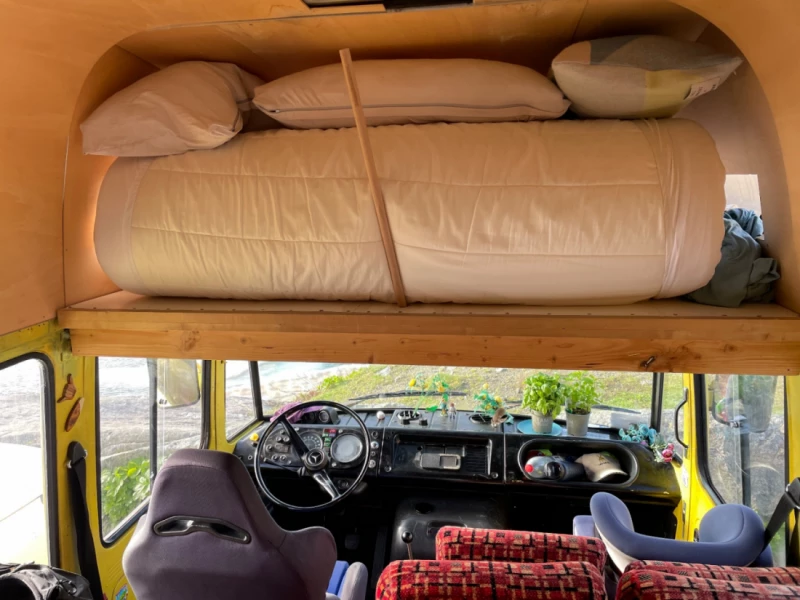 Mercedes 407D Campingbus - Münchenstein, Schweiz