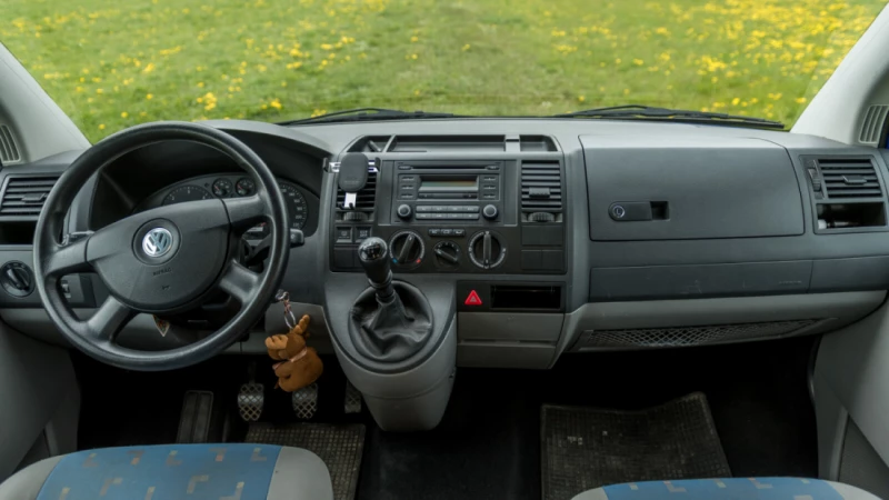 VW T5 Campingbus - Wattenwil, Schweiz