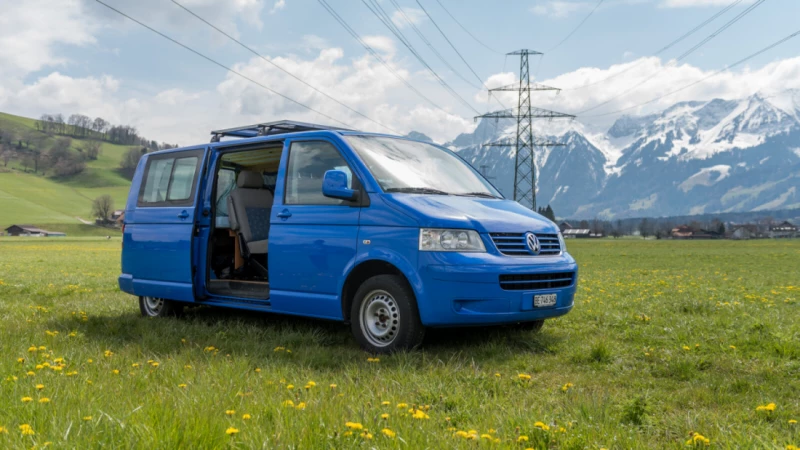 VW T5 Campingbus - Wattenwil, Schweiz