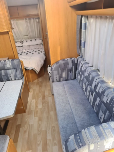 Wilk 530 MS Caravane - Sierre, Suisse