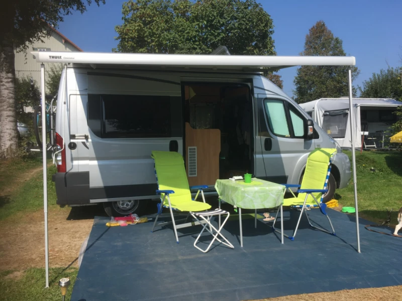 Pössl Roadcamp Wohnmobil - Laax, Schweiz