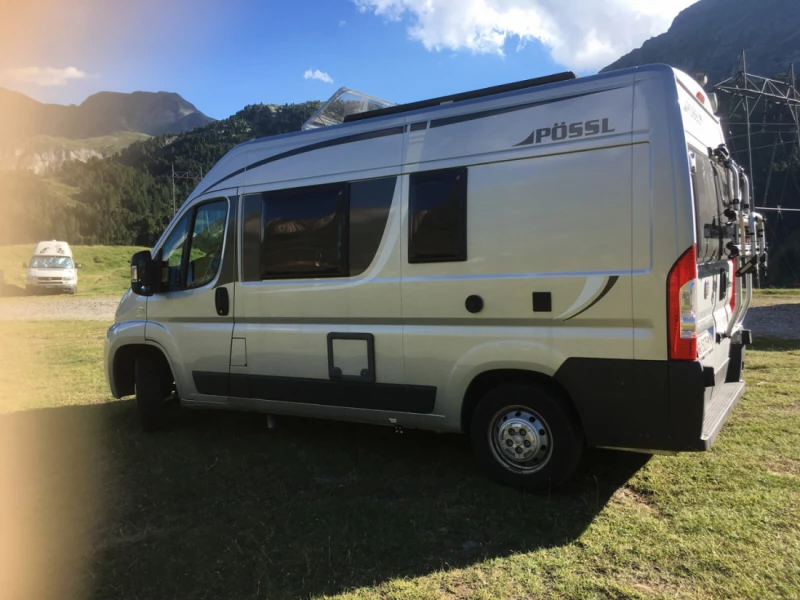 Pössl Roadcamp Wohnmobil - Laax, Schweiz
