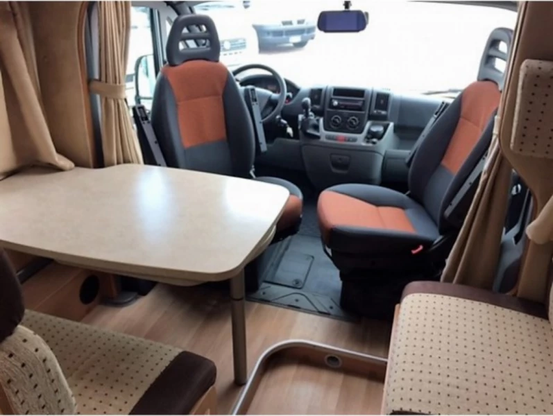 Challenger Challenger Genesis 56 Motorhome - Bern, Switzerland