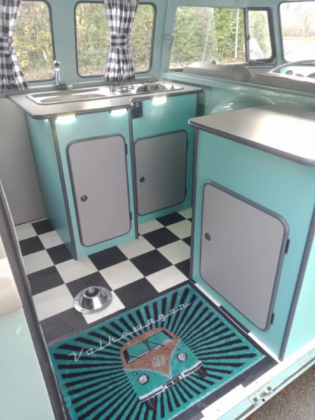 VW t1 Campingbus - Cheyres, Schweiz