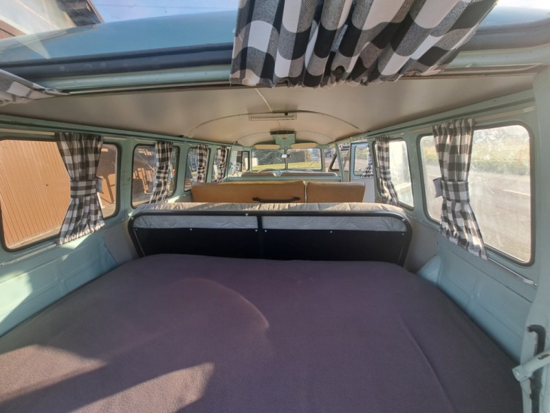 VW t1 Campingbus - Cheyres, Schweiz