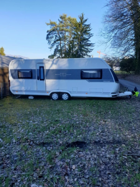 Hobby 620 CL Wohnwagen - Büren an der Aare, Schweiz