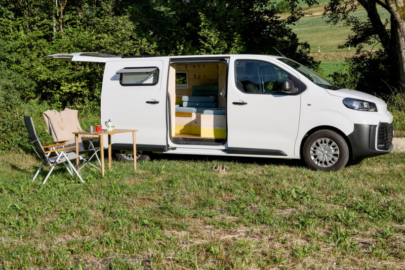 Toyota Proace Electric Campervan - Lenk, Switzerland