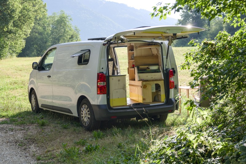 Toyota Proace Electric Campervan - Lenk, Switzerland