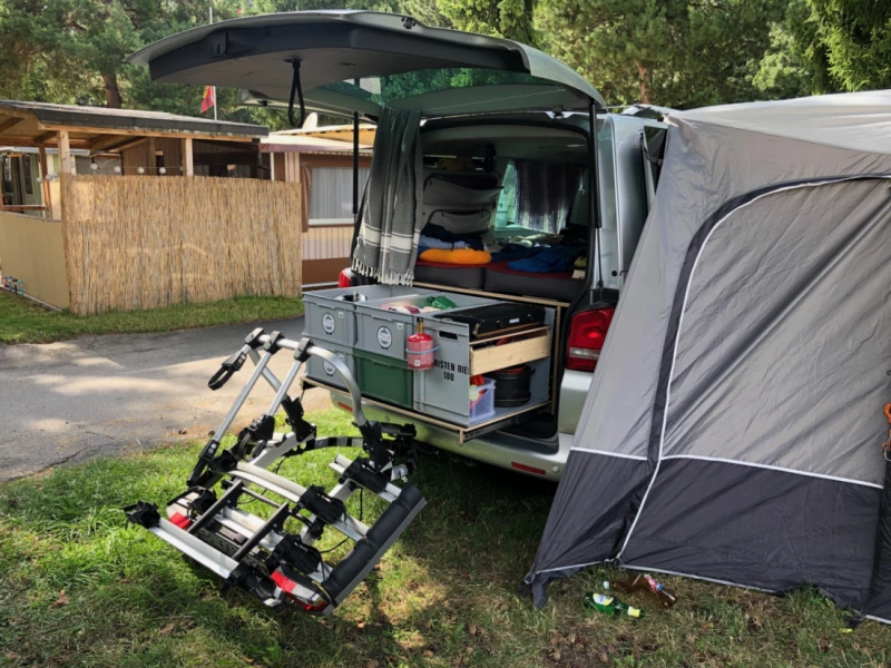 VW T5 Multivan Campingbus - Biel, Schweiz