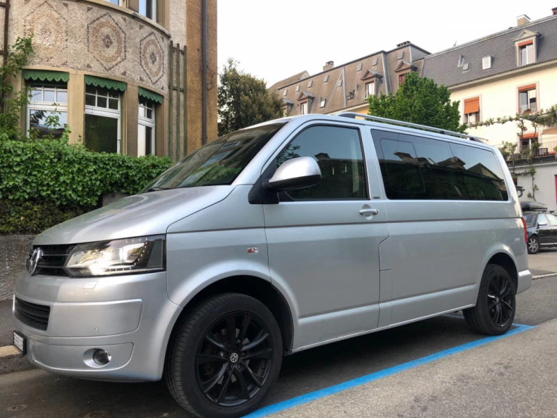 VW T5 Multivan Campingbus - Biel, Schweiz