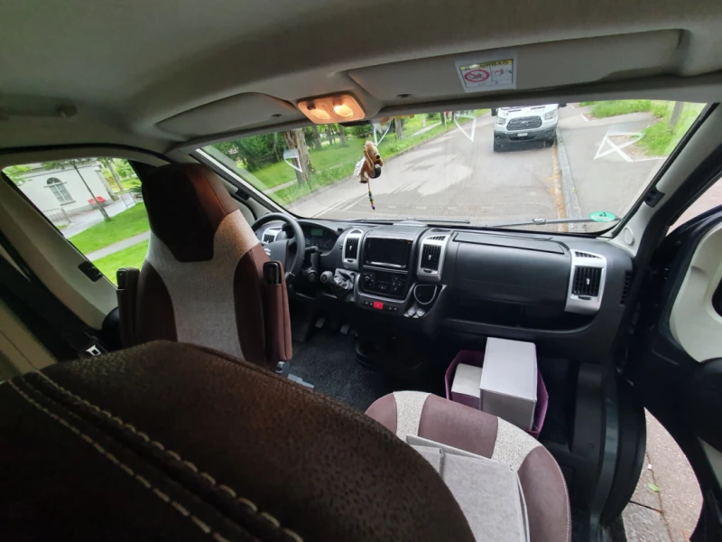 Pössl Pössl 2 Win R Plus Wohnmobil - Dinhard, Schweiz
