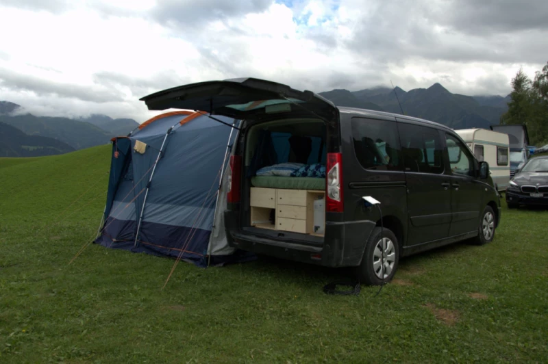 Citroën Jumpy 2.0 HDi FAP Campingbus - Lyss, Schweiz