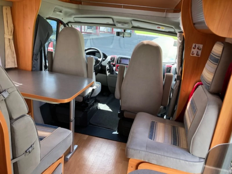 Adria Coral Red S660 SL Wohnmobil - Erlen, Schweiz