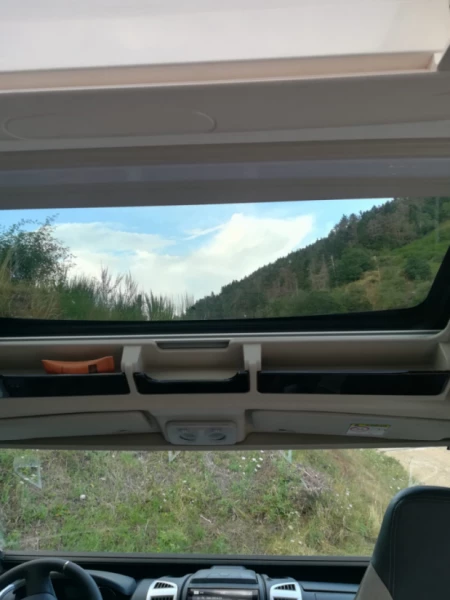 Challenger Vany 114 Campervan - Binningen, Switzerland